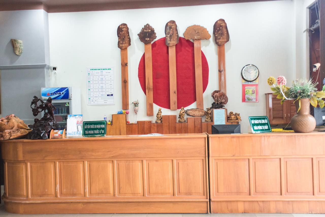 Tay Nguyen Hotel Kon Tum Extérieur photo